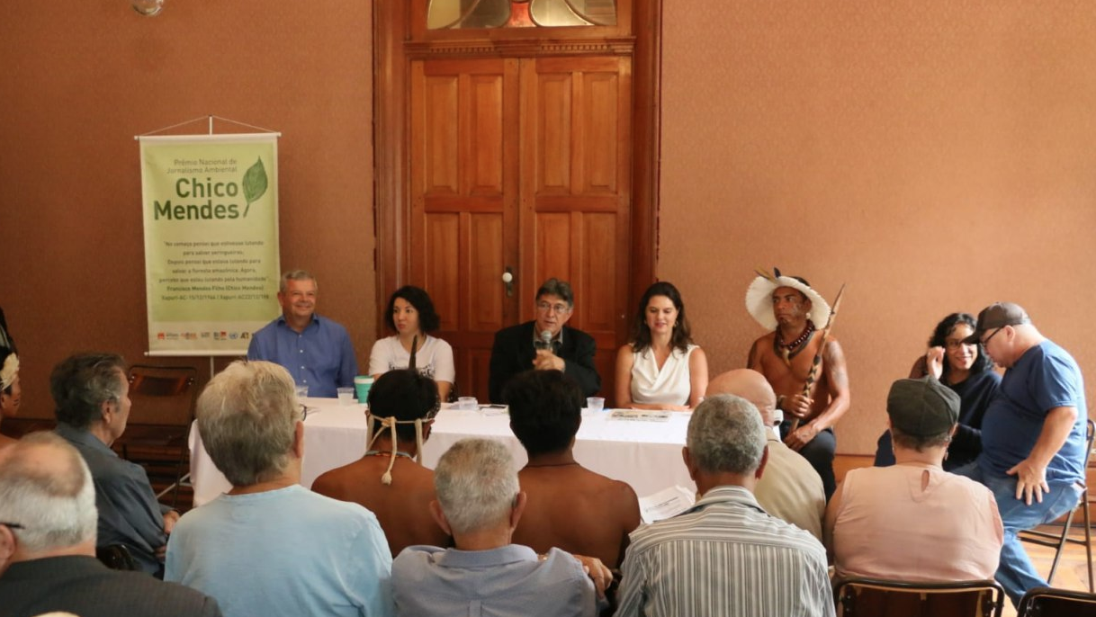 Captura de Tela 2019-12-15 às 21.30.49.png