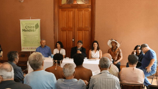 Captura de Tela 2019-12-15 às 21.30.49.png